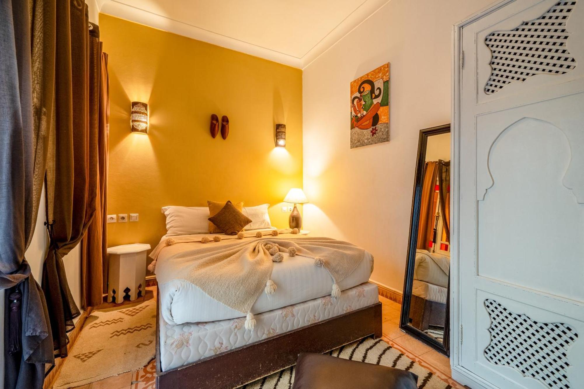 Riad Awinati Location Privatisee ,Piscine Chauffee , Beau Rooftop Marrakesz Zewnętrze zdjęcie