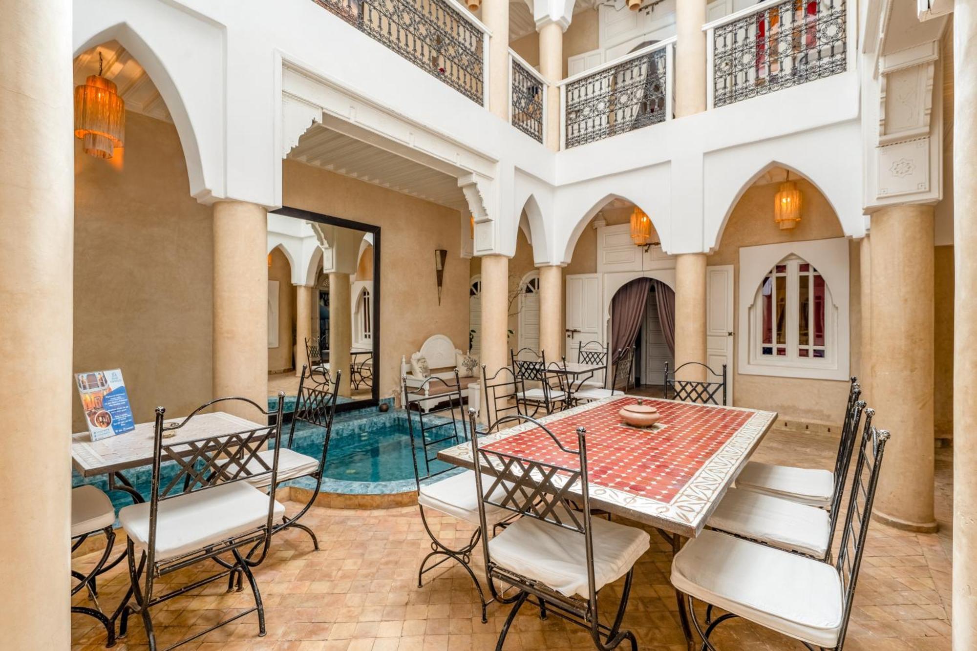 Riad Awinati Location Privatisee ,Piscine Chauffee , Beau Rooftop Marrakesz Zewnętrze zdjęcie