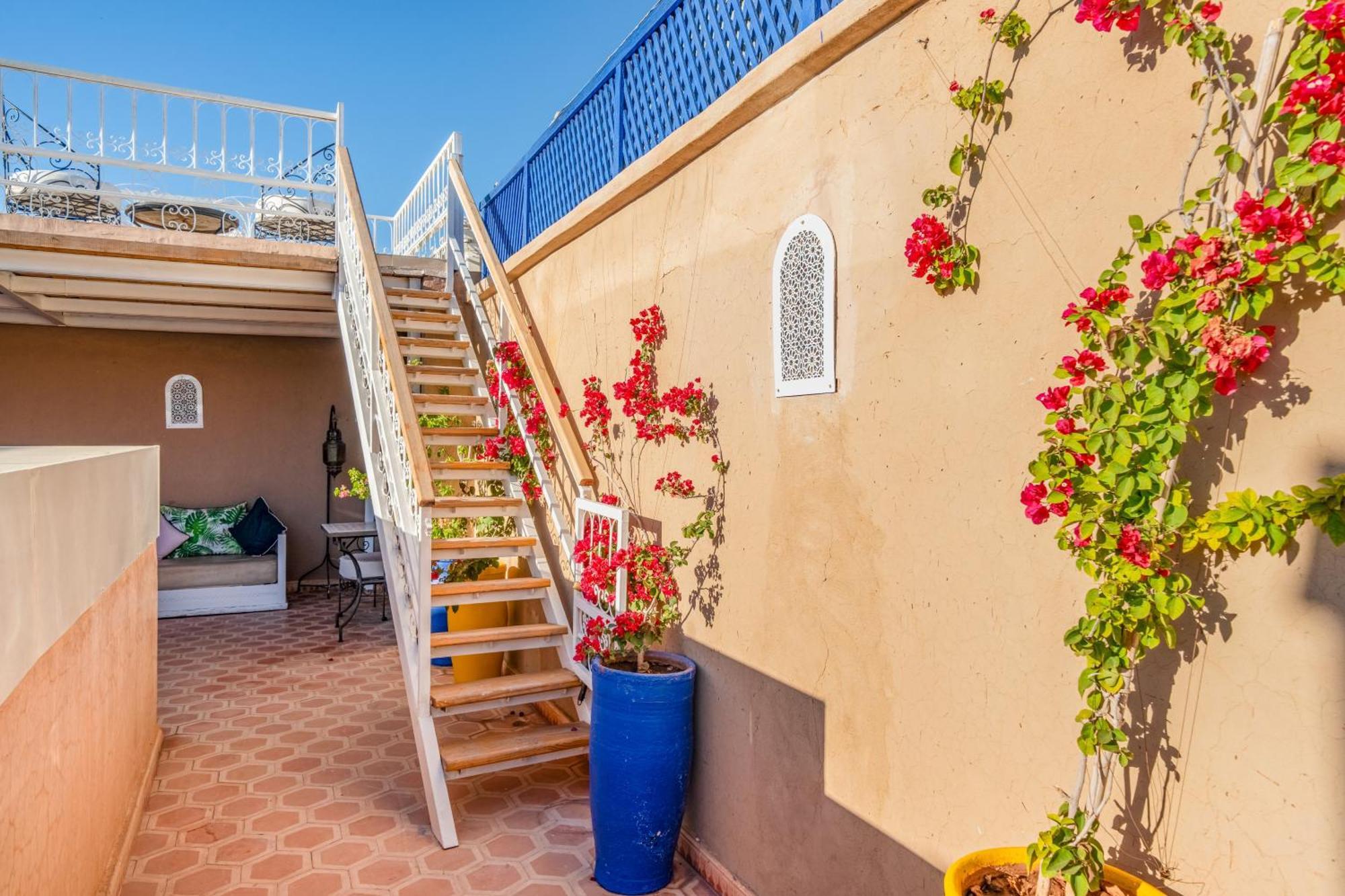 Riad Awinati Location Privatisee ,Piscine Chauffee , Beau Rooftop Marrakesz Zewnętrze zdjęcie