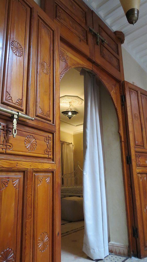 Riad Awinati Location Privatisee ,Piscine Chauffee , Beau Rooftop Marrakesz Zewnętrze zdjęcie